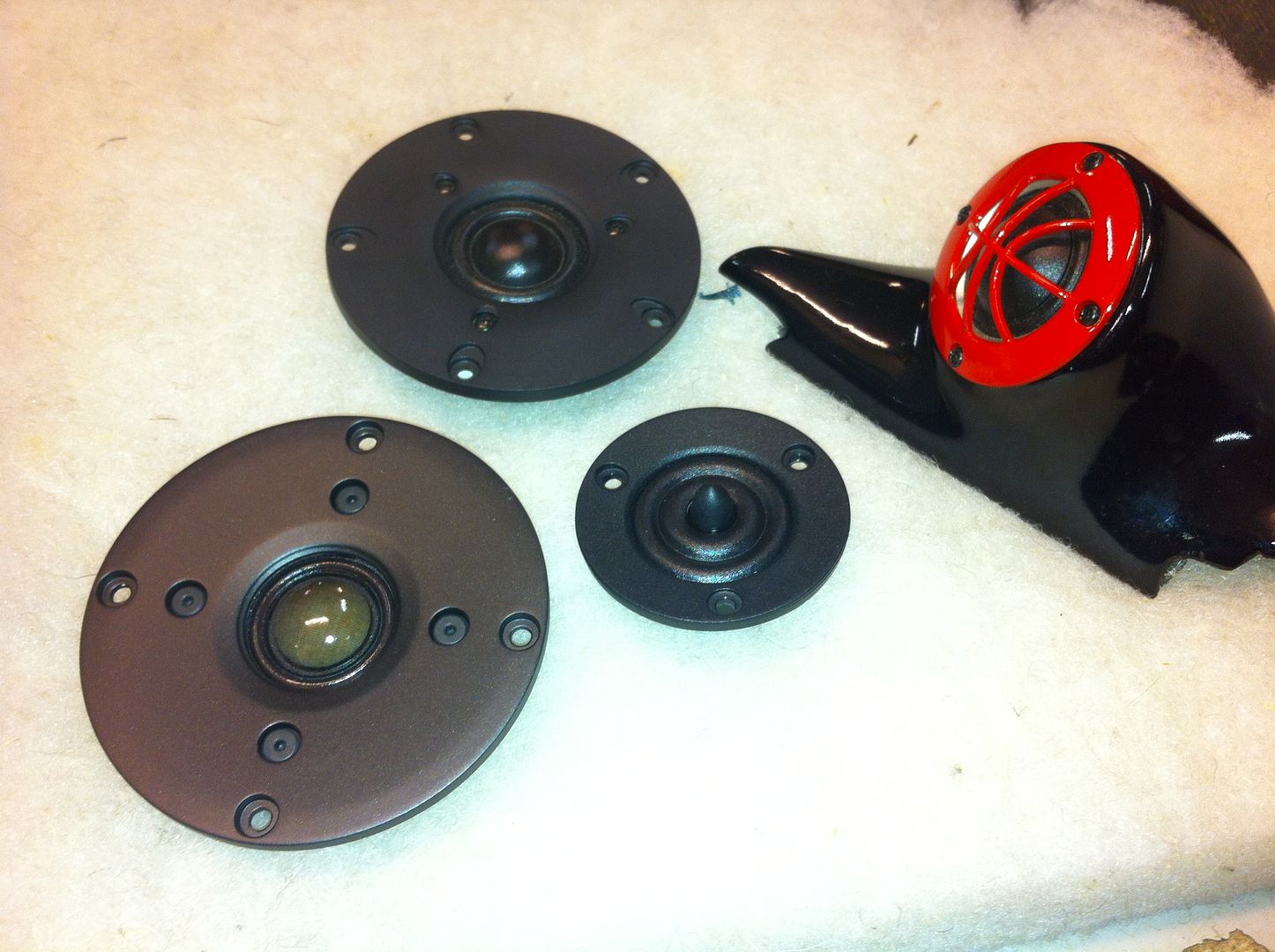 Tweeter comparison. Vifa XT25/DX25, Peerless HDS, DLS Nob1