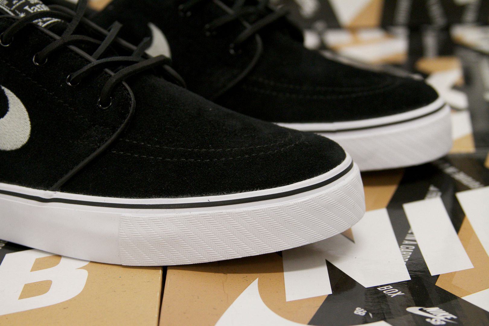 janoski size 7