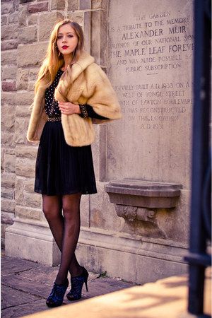  photo black-chiffon-beaded-topshop-dress-beige-mink-fur-vintage-cape.jpg