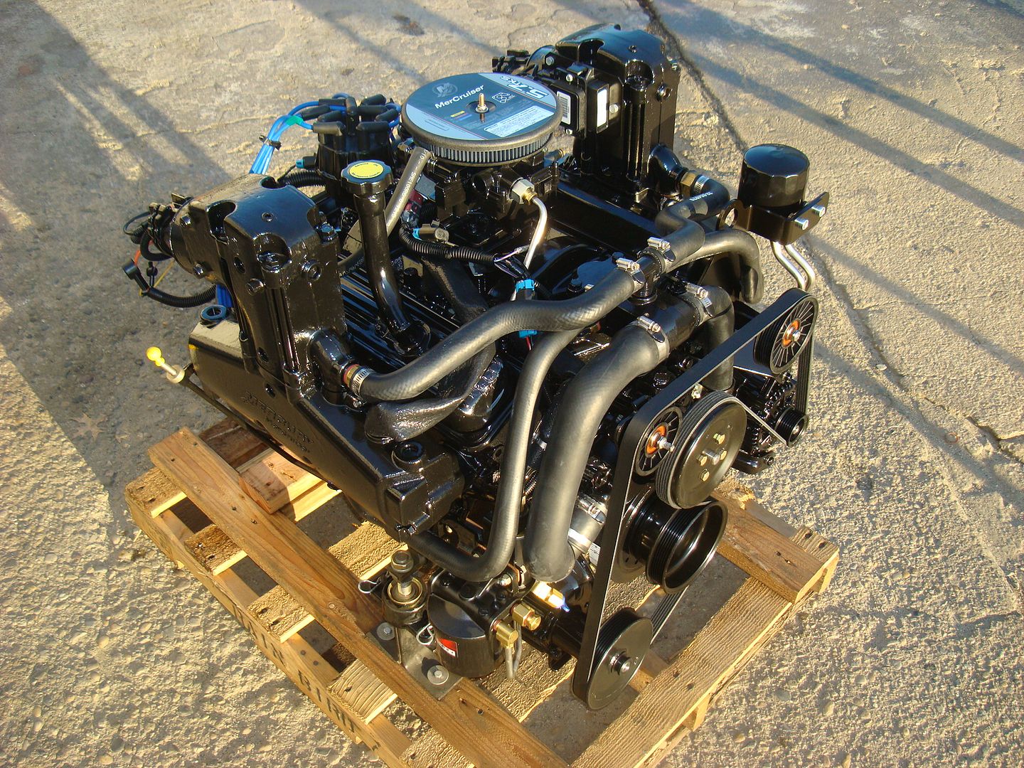 MerCruiser 5.7L/260HP TKS New 350 Marine Engine Complete Bobtail ...