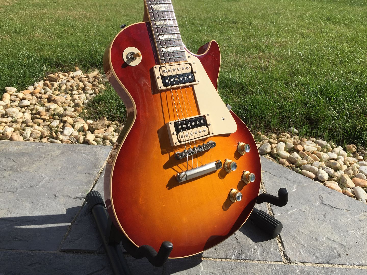 essay on les paul guitars essay on les paul guitars