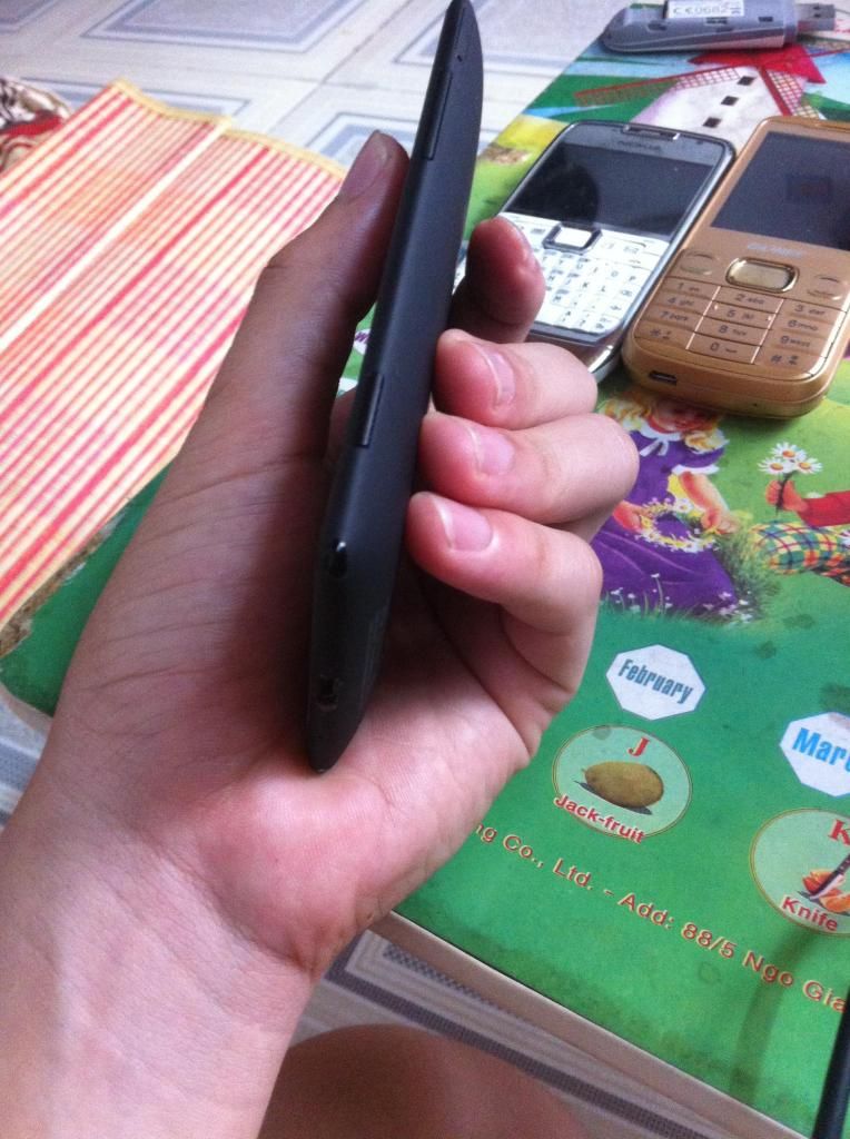 HTC 8x, nokia e71, nokia 6700, IP4 - 5