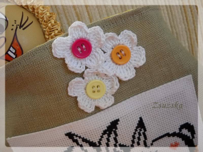 Brittencup Design, crochet flower