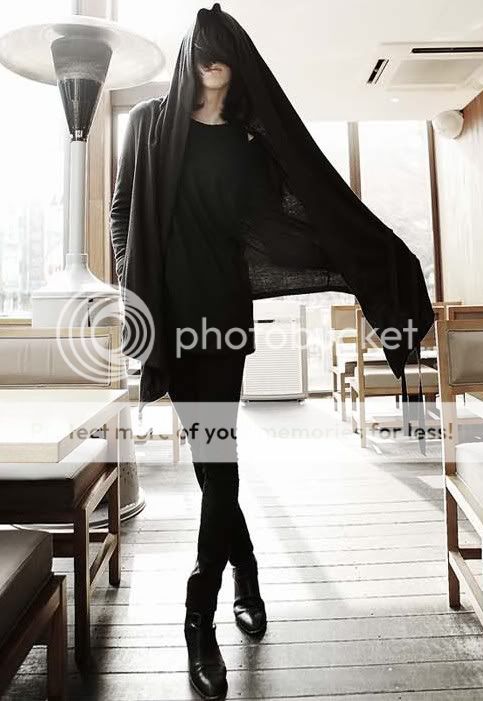 Mens Unique Cool Hooded Belted Cape Cloak with Gloves  