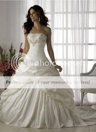   dress need a petticoat to match so that it achieve the picture effect